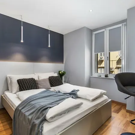Incenter Apartment *